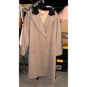 Andree by Unit Long Trench Coat size M